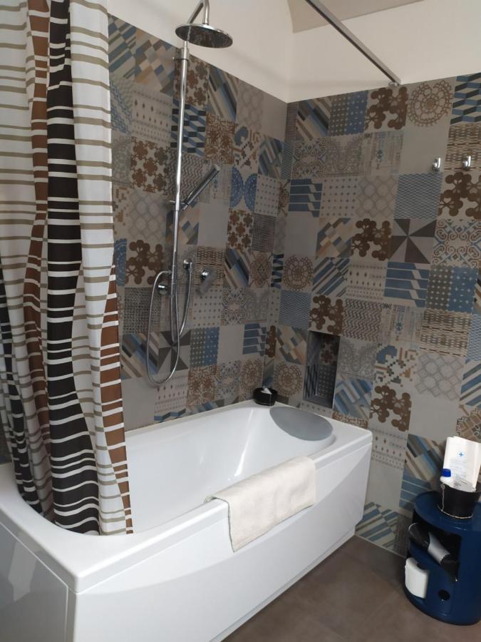 萨沃纳A Casa Di Chicca公寓 外观 照片